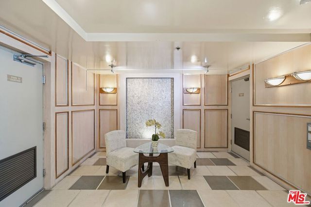 1878 Greenfield Avenue 304, Los Angeles, CA 90025