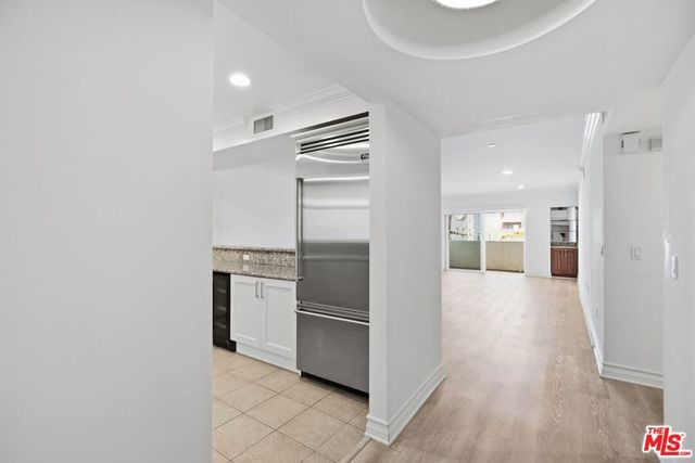 1878 Greenfield Avenue 304, Los Angeles, CA 90025