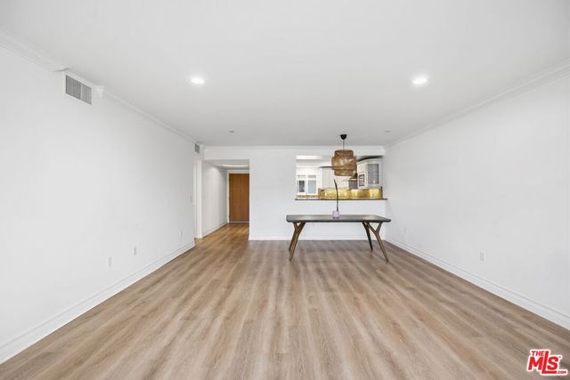 1878 Greenfield Avenue 304, Los Angeles, CA 90025