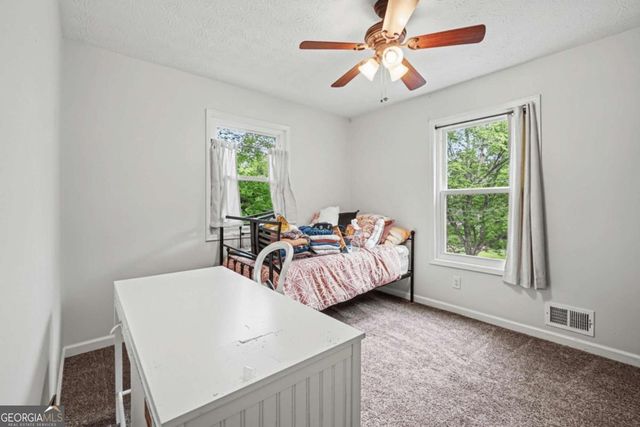 2708 Hawk Drive NE, Marietta, GA 30066