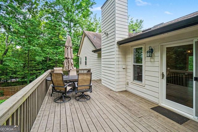 2708 Hawk Drive NE, Marietta, GA 30066