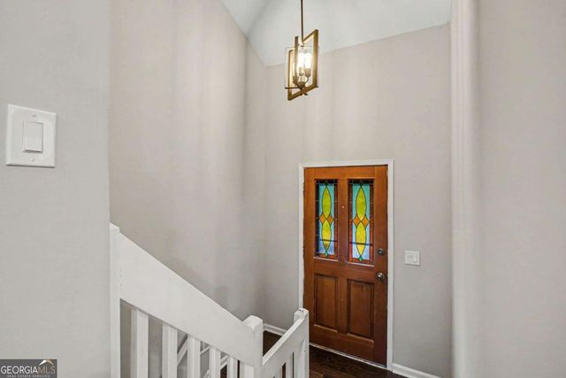 2708 Hawk Drive NE, Marietta, GA 30066