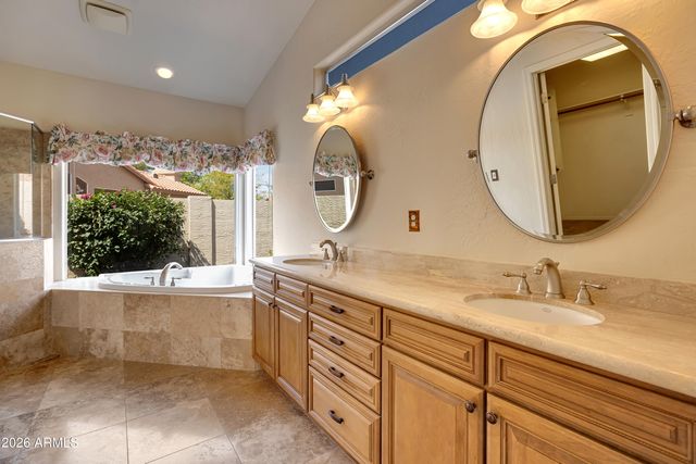 2542 E MOUNTAIN SKY Avenue, Phoenix, AZ 85048