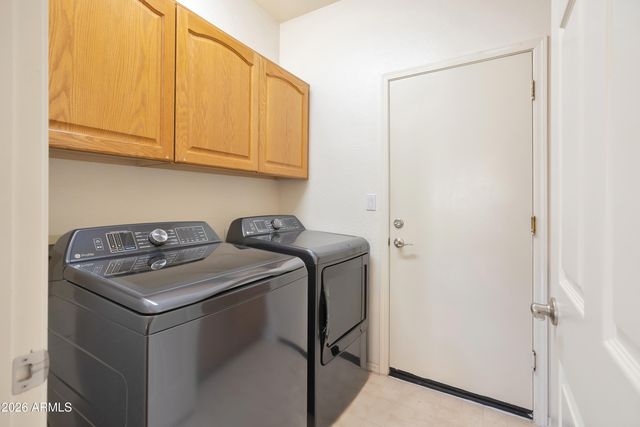 2542 E MOUNTAIN SKY Avenue, Phoenix, AZ 85048