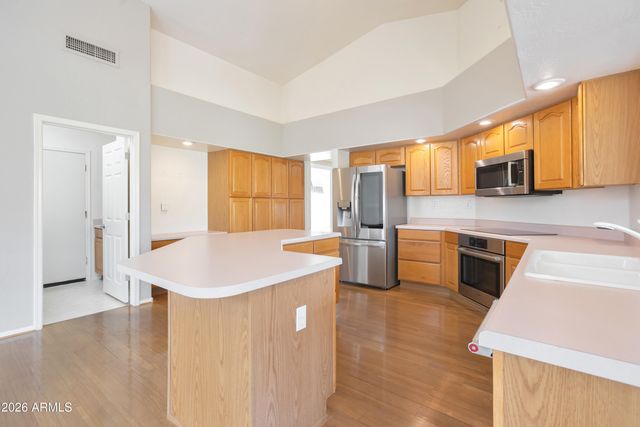 2542 E MOUNTAIN SKY Avenue, Phoenix, AZ 85048