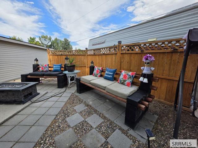 527 Boyd, Chubbuck, ID 83202