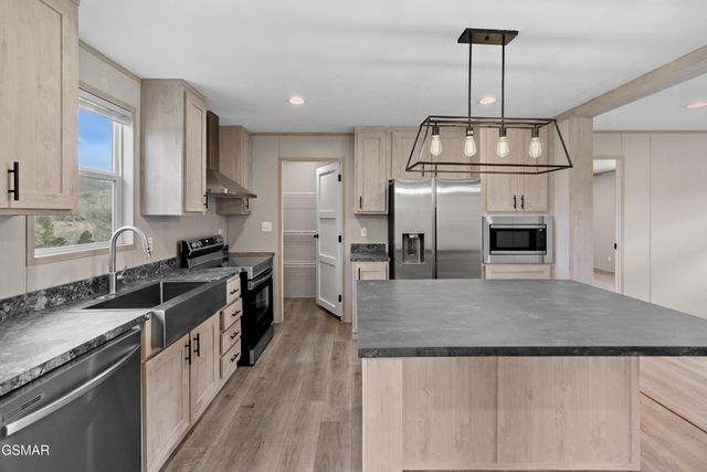 1119 Stanley Valley Road, Rogersville, TN 37857