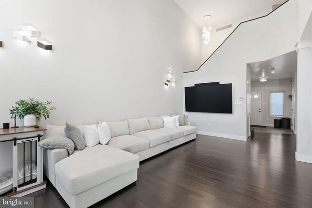 426 FAIRVIEW WAY, New Hope, PA 18938