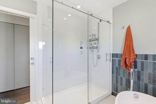 426 FAIRVIEW WAY, New Hope, PA 18938