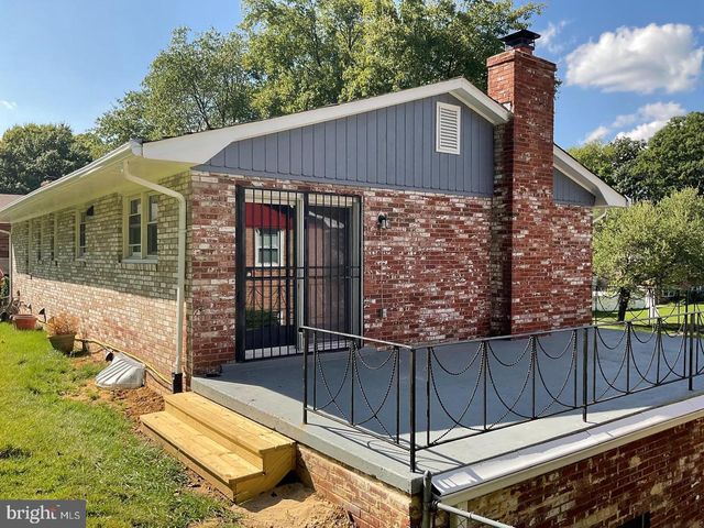5103 ACORN DR, Temple Hills, MD 20748