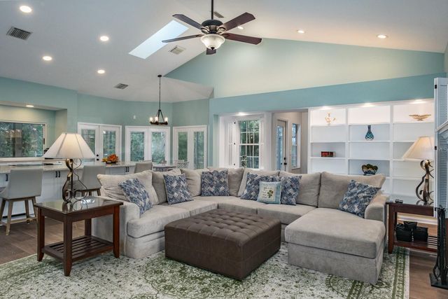 110 WOODGLEN COURT, Oldsmar, FL 34677