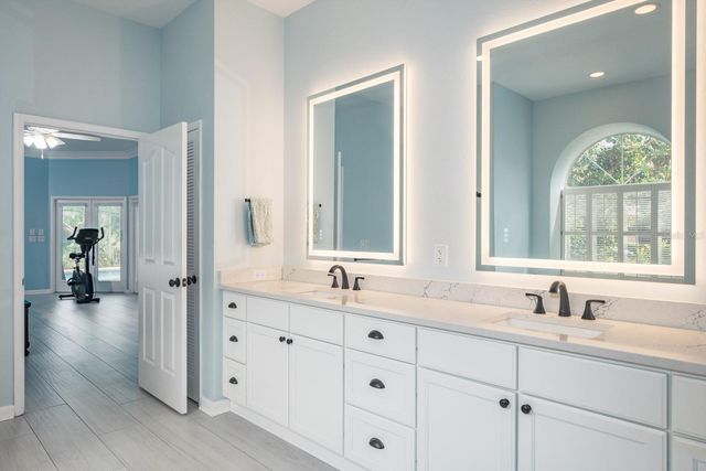 110 WOODGLEN COURT, Oldsmar, FL 34677