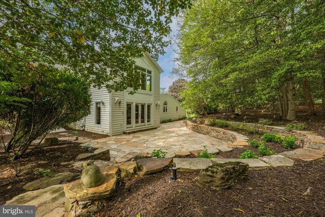 7908 FOXHOUND RD, Mclean, VA 22102