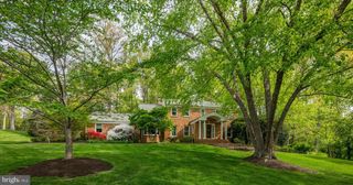 7908 FOXHOUND RD, Mclean, VA 22102