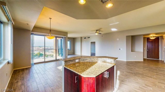 8255 Las Vegas Boulevard 1302, Las Vegas, NV 89123