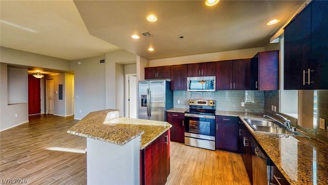 8255 Las Vegas Boulevard 1302, Las Vegas, NV 89123