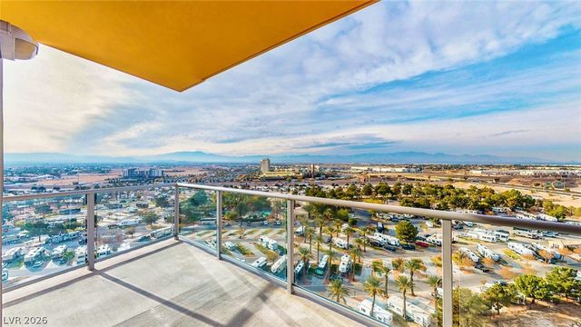 8255 Las Vegas Boulevard 1302, Las Vegas, NV 89123