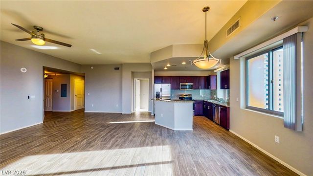 8255 Las Vegas Boulevard 1302, Las Vegas, NV 89123