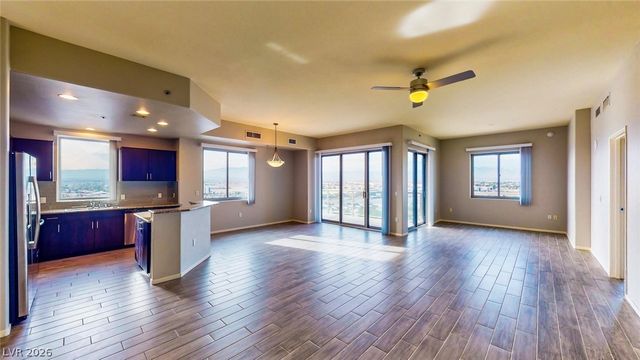 8255 Las Vegas Boulevard 1302, Las Vegas, NV 89123