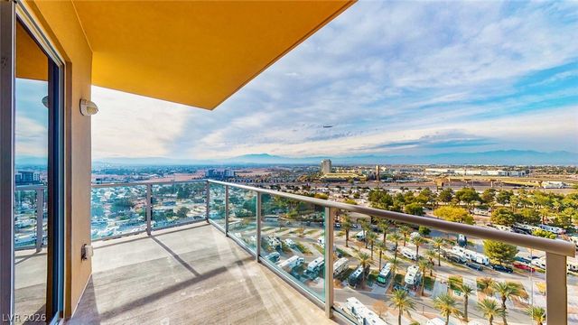 8255 Las Vegas Boulevard 1302, Las Vegas, NV 89123