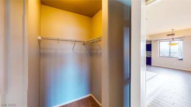 8255 Las Vegas Boulevard 1302, Las Vegas, NV 89123