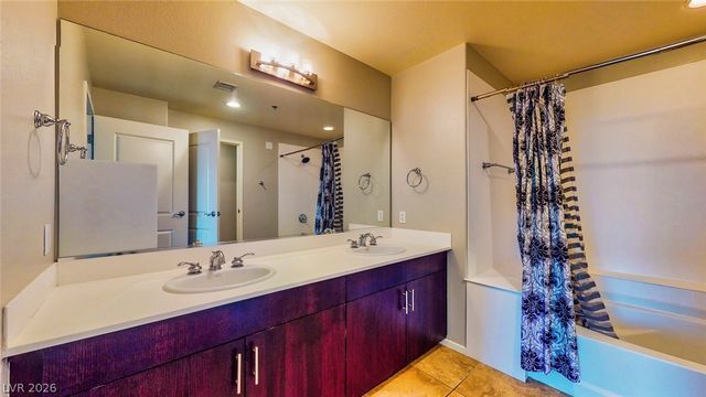 8255 Las Vegas Boulevard 1302, Las Vegas, NV 89123