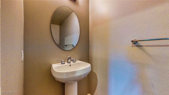 8255 Las Vegas Boulevard 1302, Las Vegas, NV 89123