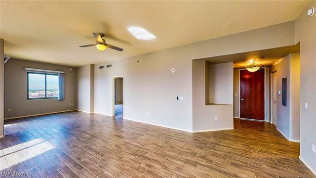 8255 Las Vegas Boulevard 1302, Las Vegas, NV 89123