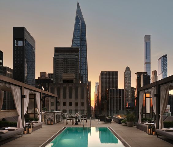 685 5TH Avenue PHB, New York City, NY 10022