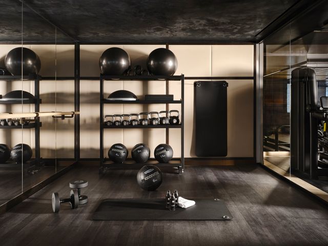 685 5TH Avenue PHB, New York City, NY 10022