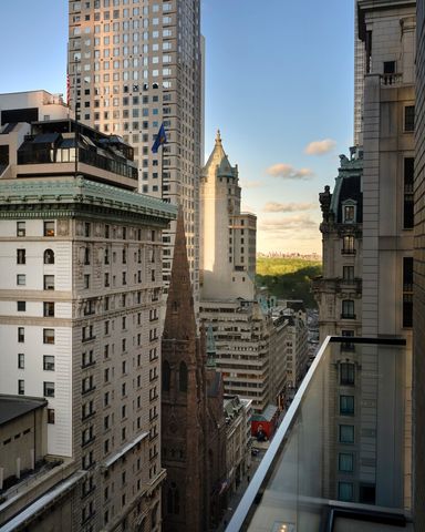 685 5TH Avenue PHB, New York City, NY 10022