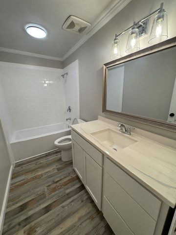 315 Pioneer Dr, Smyrna, TN 37167