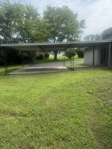315 Pioneer Dr, Smyrna, TN 37167