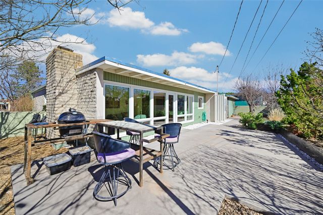 208 Alta Vista, Santa Fe, NM 87505