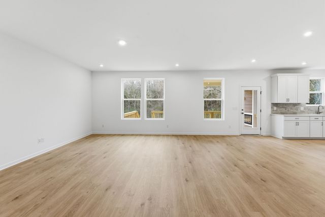 1034 Lionheart Drive, Hermitage, TN 37076