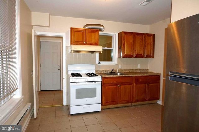 5 S 44TH ST, Philadelphia, PA 19104