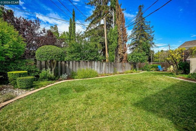 4268 Orangewood Ct, Concord, CA 94521