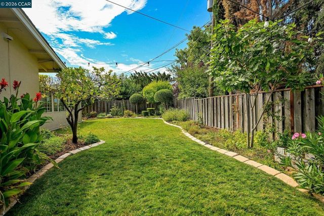 4268 Orangewood Ct, Concord, CA 94521