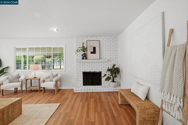 4268 Orangewood Ct, Concord, CA 94521