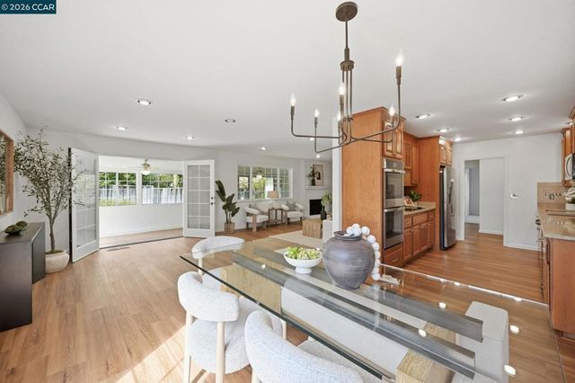 4268 Orangewood Ct, Concord, CA 94521
