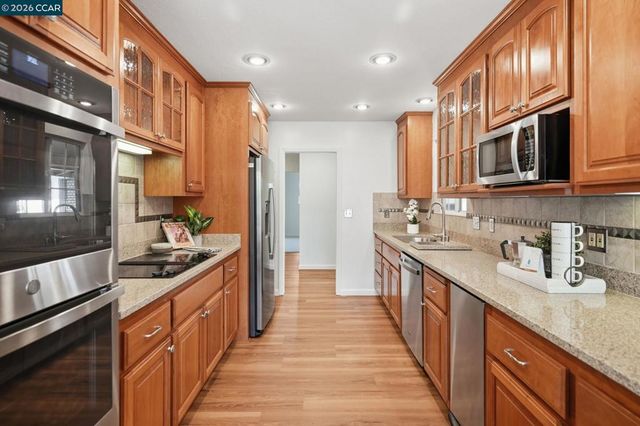 4268 Orangewood Ct, Concord, CA 94521