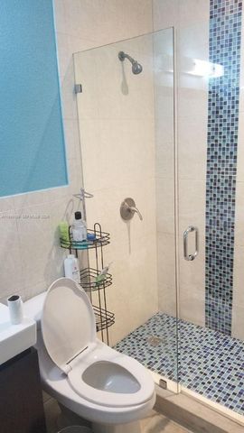 1701 W 37th St, Hialeah, FL 33012