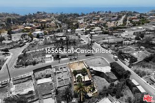 16565 Las Casas Place, Pacific Palisades, CA 90272