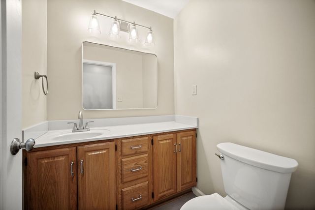 2673 BINGHAM DRIVE, Upper St Clair, PA 15241