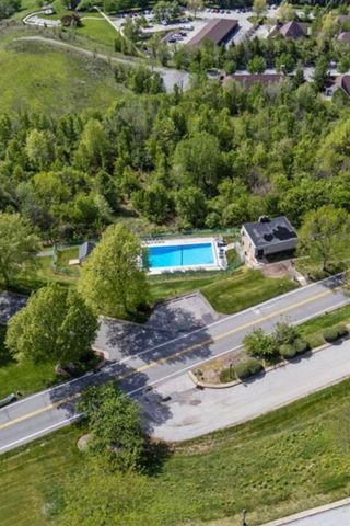2673 BINGHAM DRIVE, Upper St Clair, PA 15241