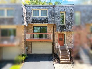 2673 BINGHAM DRIVE, Upper St Clair, PA 15241