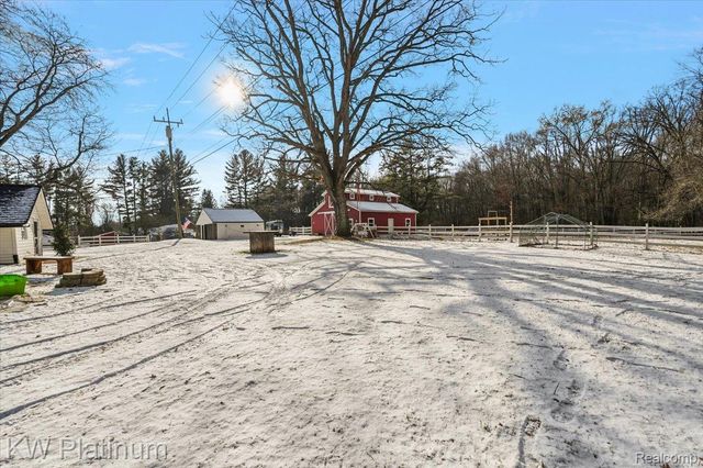8658 Marsh Road, Clay Township, MI 48001