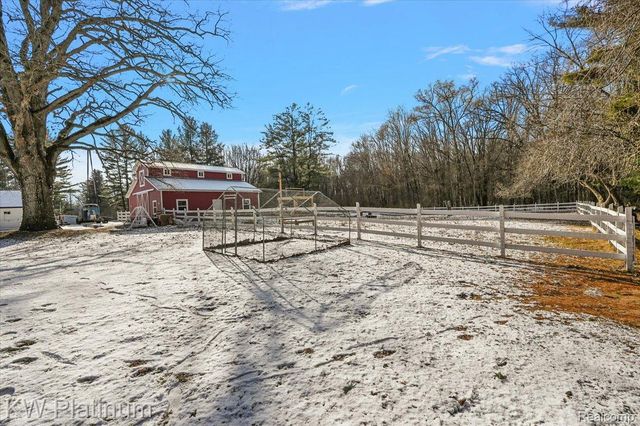 8658 Marsh Road, Clay Township, MI 48001