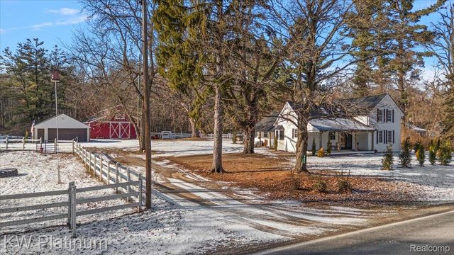 8658 Marsh Road, Clay Township, MI 48001