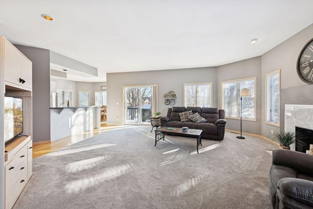 2065 Woodstone Court, Victoria, MN 55386